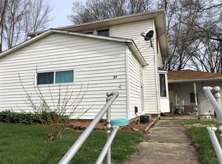 21 W 14th St, Tilton, IL 61833