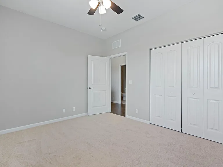 7018 Limestone Cay Rd — Photo 31