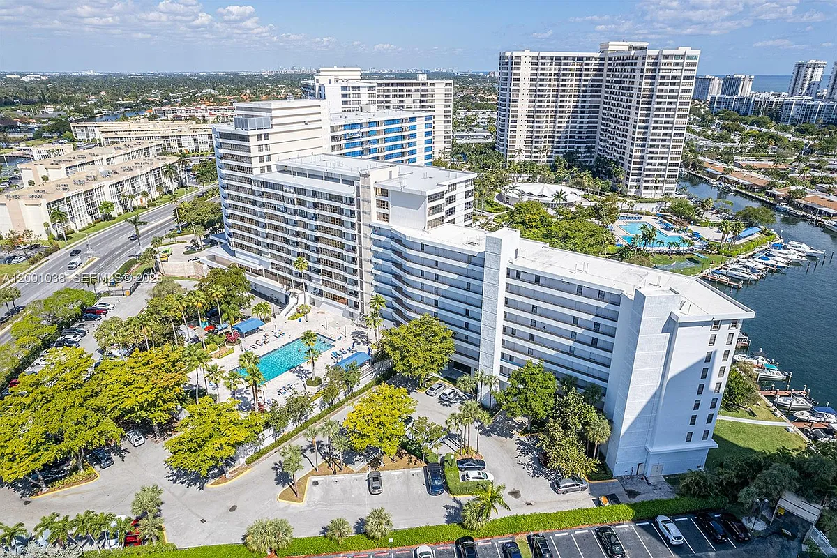 Building Photo - 500 Three Islands Blvd #222