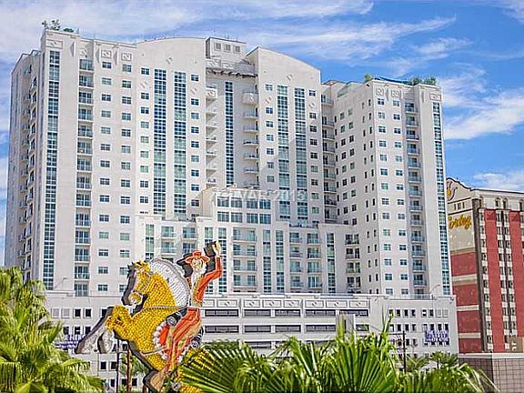 2nd image of 150 N Las Vegas Blvd #809