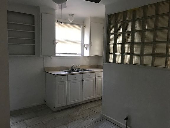 5th image of 13811 Bringard Dr