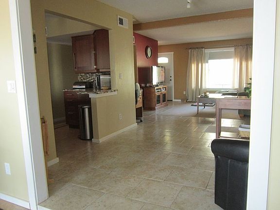 Breakfast area near kitchen
