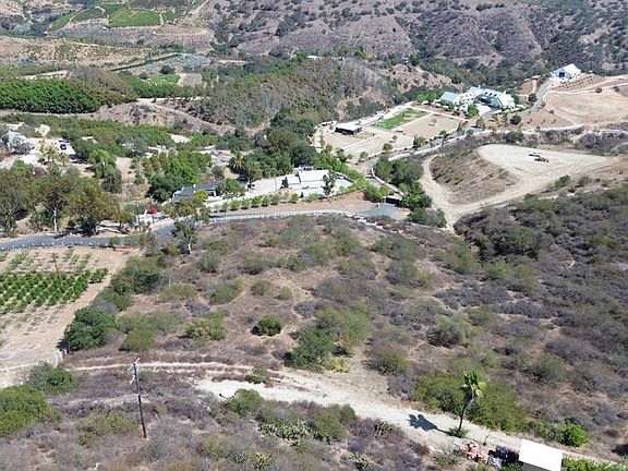 4th image of Mission Ridge Ln #19