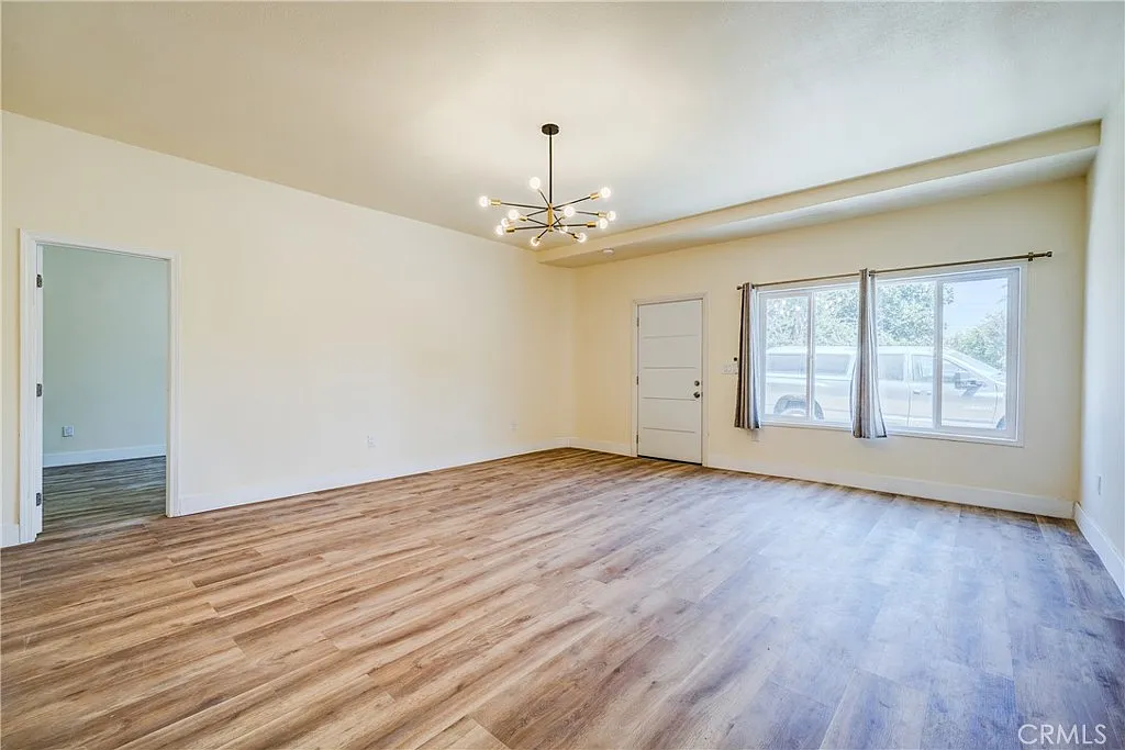 3 bed, 1258 sqft, $3,400 — Photo 4