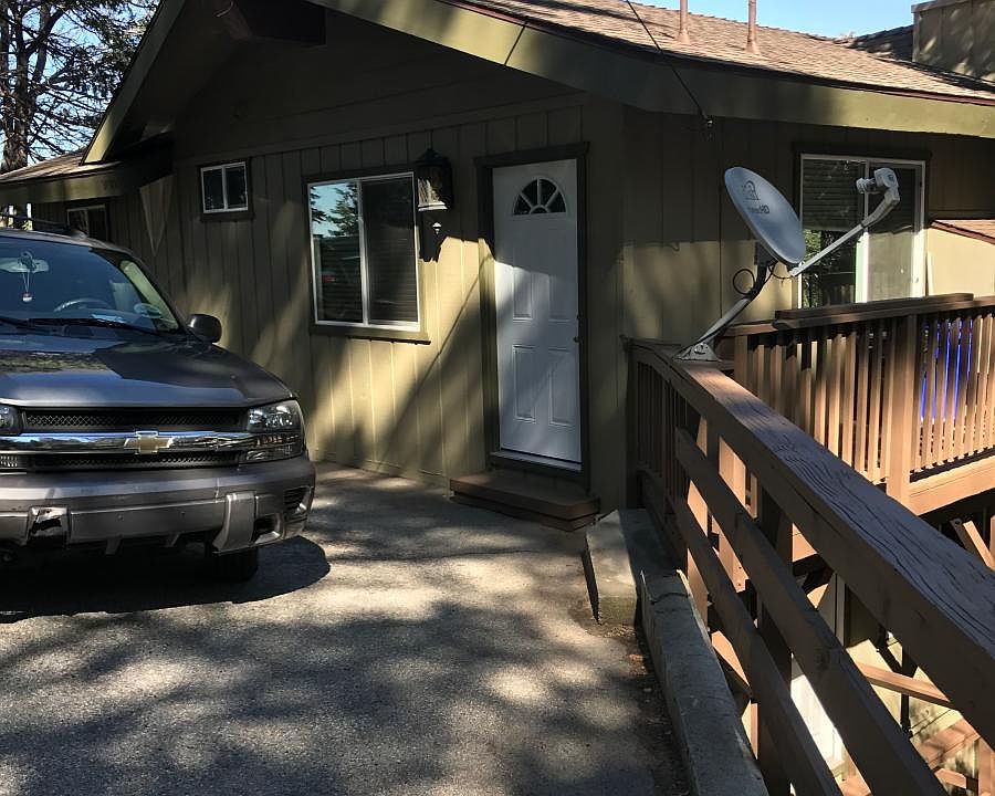1st image of 24578 Geneva Dr