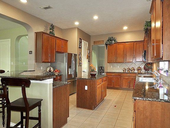 5th image of 11103 S Country Club Green Dr