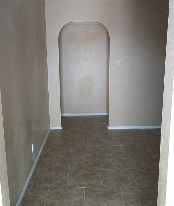 1st image of 808 Sanford Ct