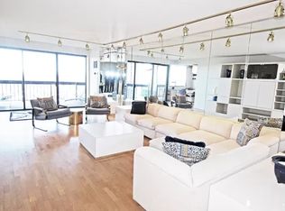 27110 Grand Central Pkwy APT 27L, Floral Park, NY 11005