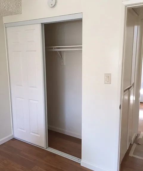 1239 W Rosecrans Ave #26 — Photo 2