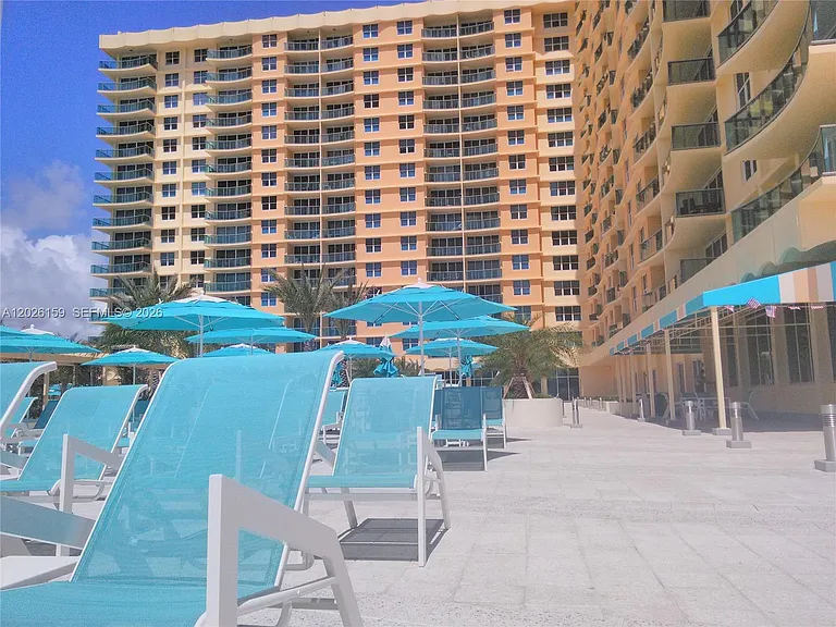 2501 S Ocean Dr #Penthouse 23 — Photo 30