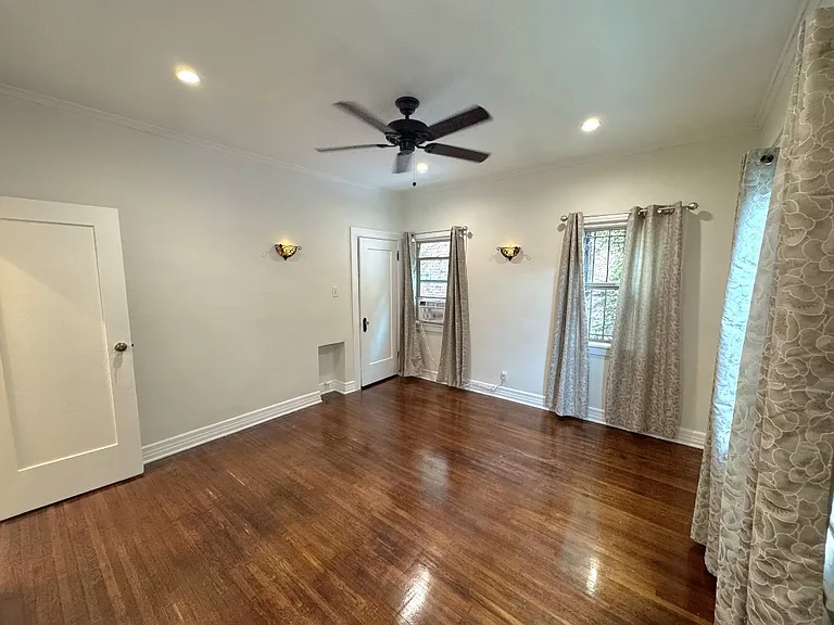 3901 W 8th St #A — Photo 12