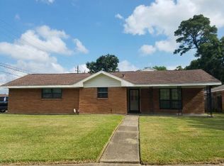 13903 Hollypark Dr, Houston, TX 77015