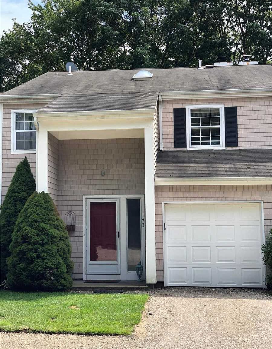 143 Boathouse Ln, Bay Shore, NY 11706 Zillow