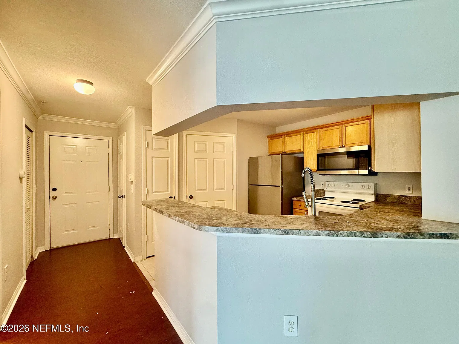 2 bed, 2.0 bath, 1283 sqft, $1,845 — Photo 4