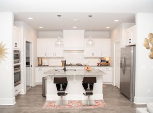 2206 SW Hampton Ave, Bentonville, AR 72713