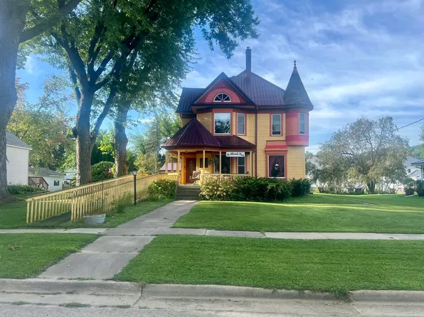 210 E South St, Norwalk, WI 54648
