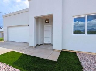 1921 Circulo Mexicali, Rio Rico, AZ 85648