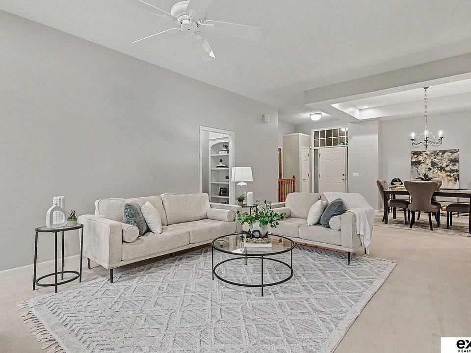 1st image of 10121 S 172nd Cir