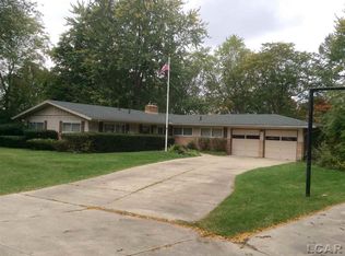 1350 W Westwood Dr, Adrian, MI 49221