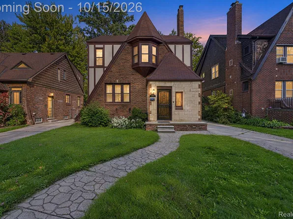 5750 Yorkshire Rd, Detroit, MI 48224
