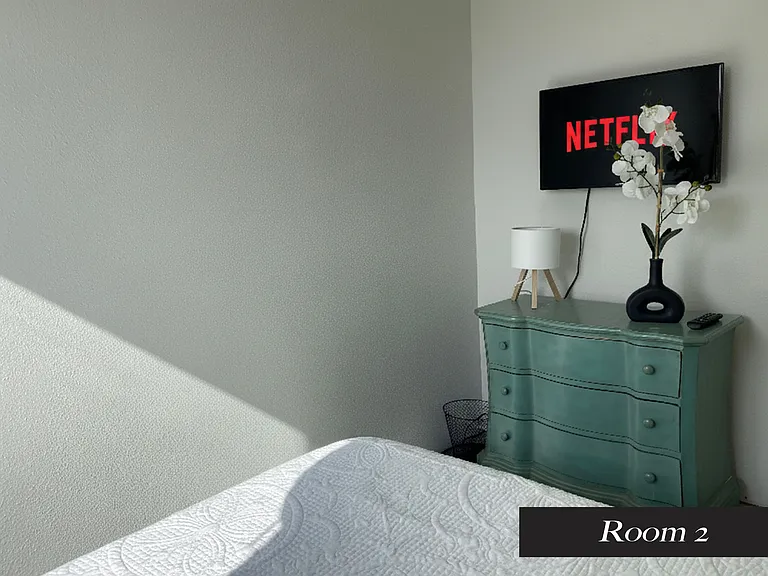 1031 N Cummings St #2 — Photo 12