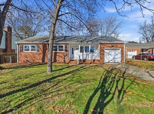 18 Fort Worth St, Hampton, VA 23669