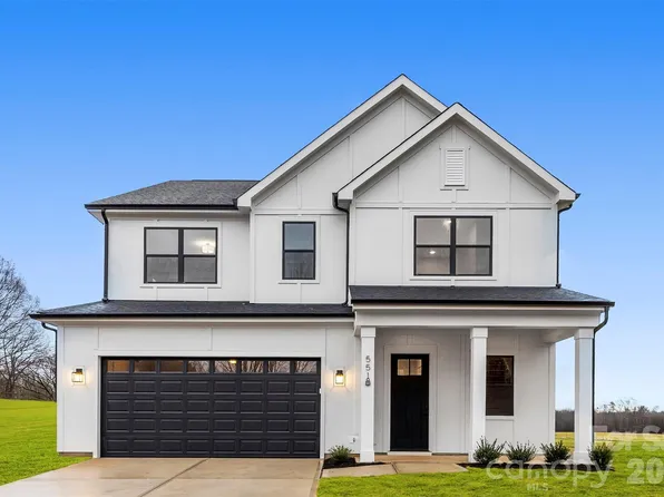 551 Perry Rd, Troutman, NC 28166