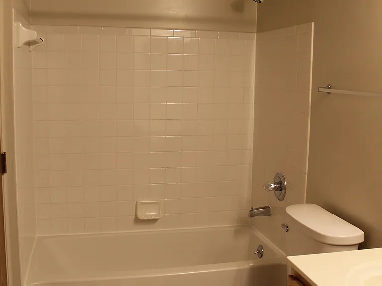 Wind Ridge Apartments — Photo 5