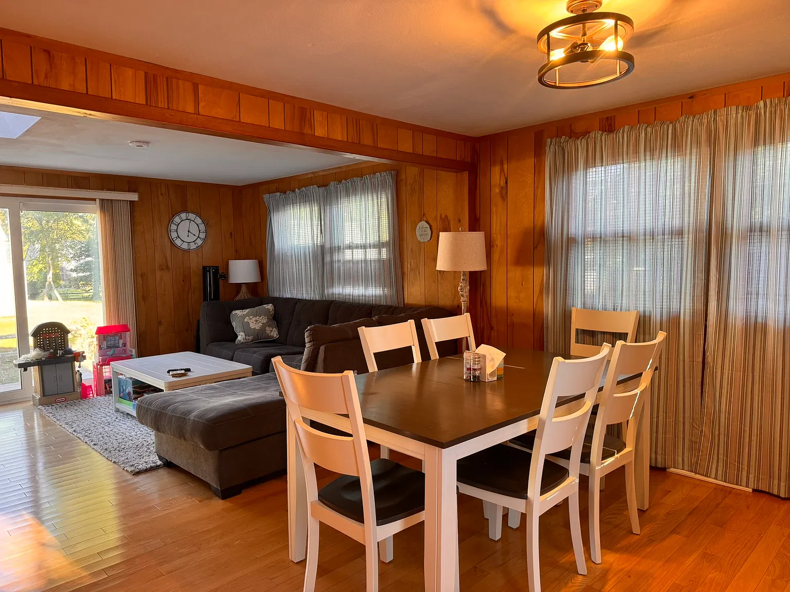 2 bed, 1.5 bath, 1220 sqft, $2,800 — Photo 4