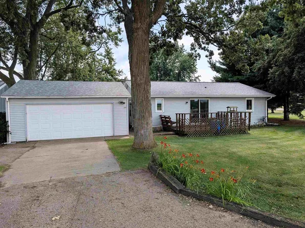 304 E Winnebago, Dodgeville, WI 53595