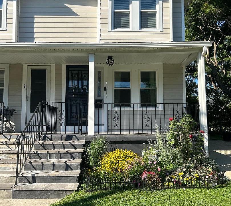 1st image of 1919 Willow Ave