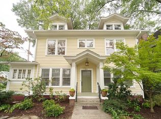 210 E Hendrix St, Greensboro, NC 27401