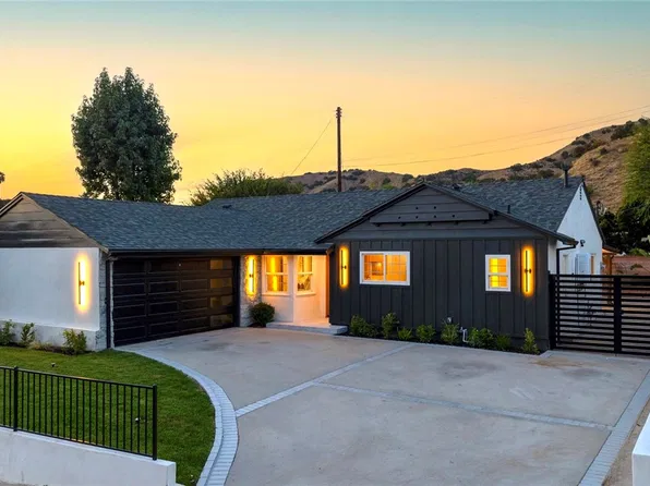 10211 Roscoe Blvd, Sun Valley, CA 91352