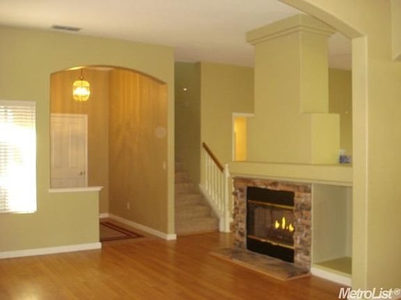 2nd image of 244 Halley Glen Dr