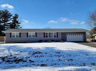 1529 Division St, Metamora, IL 61548