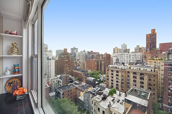 Sold by Compass | media 3