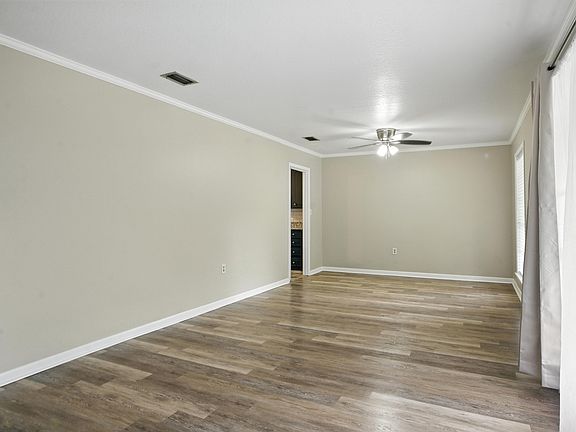 2nd image of 105 S 34th Ave