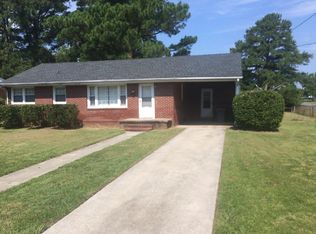 29 Westminister Dr, Hampton, VA 23666