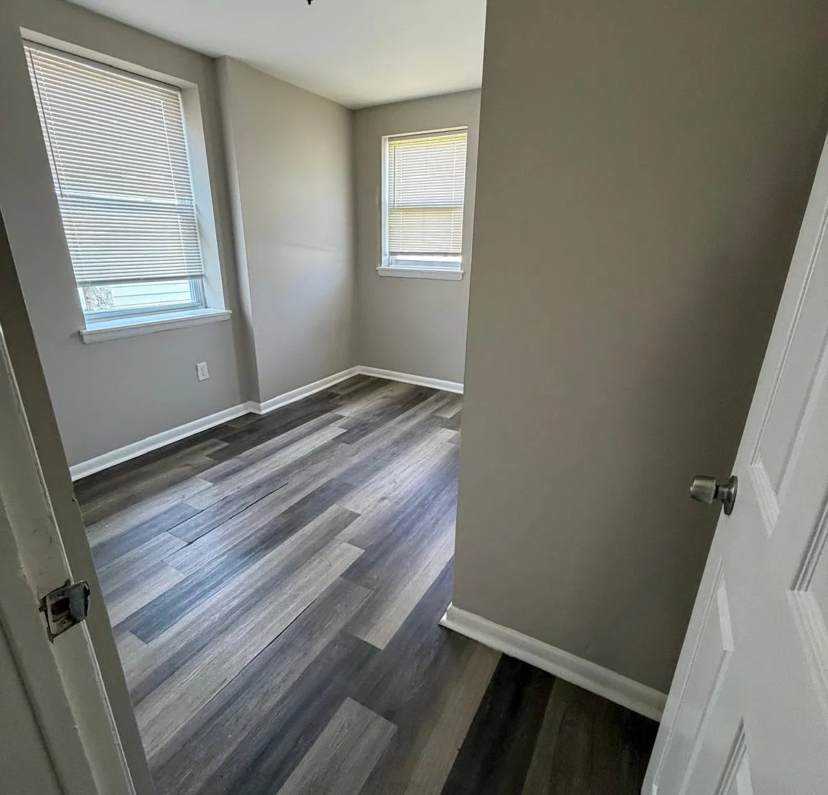 3 bed, 2580 sqft, $1,500 — Photo 3