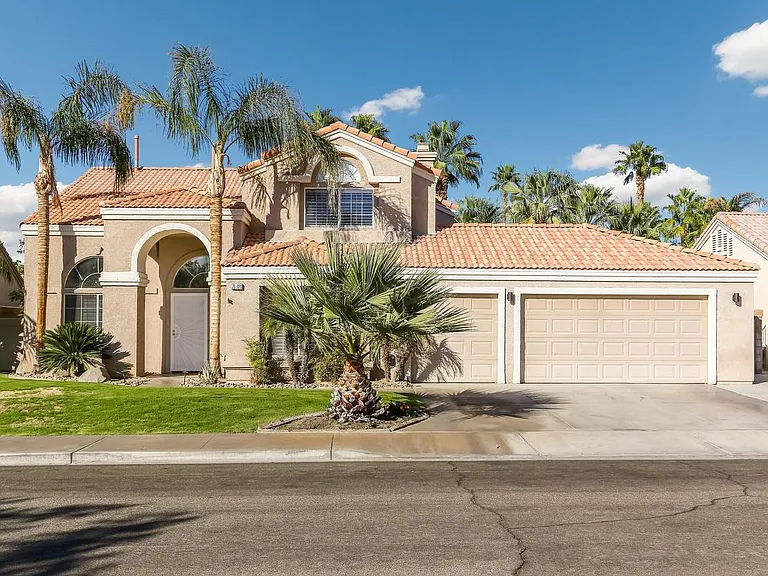 79320 Desert Wind Ct — Photo 9