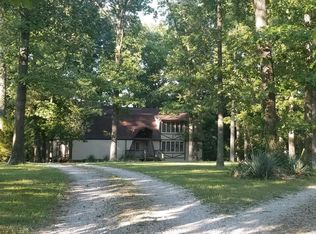 2010 Rose Ln, Coulterville, IL 62237