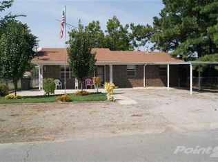 415 Broadway Ave, Eufaula, OK 74432