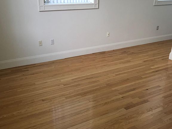 4th image of 8 Lincoln St APT 207