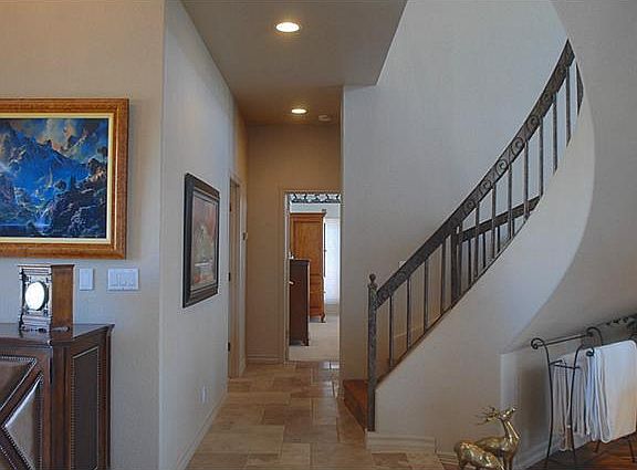 5th image of 6404 La Posta Dr