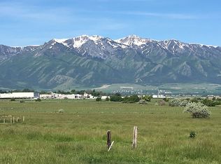 595 N 600 E, Hyrum, UT 84319
