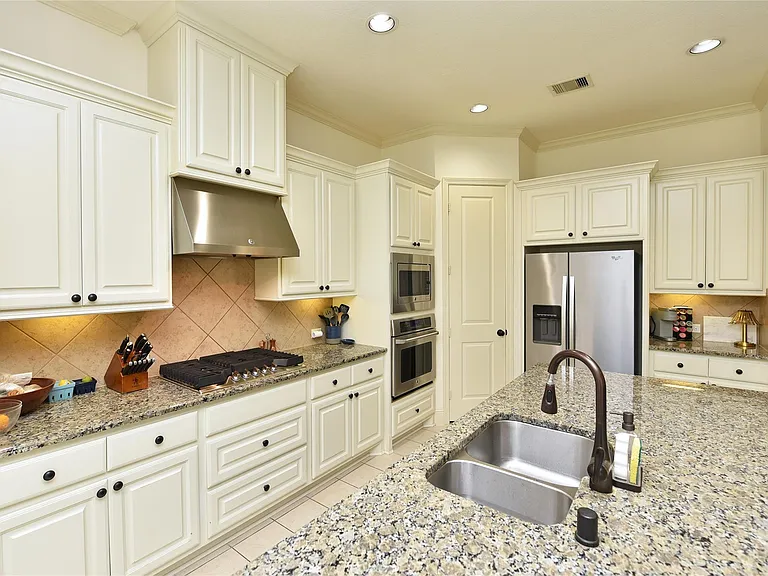 13117 Stoneleigh Terrace Dr — Photo 12