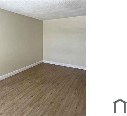 4th image of 615 NE 8th St APT 17