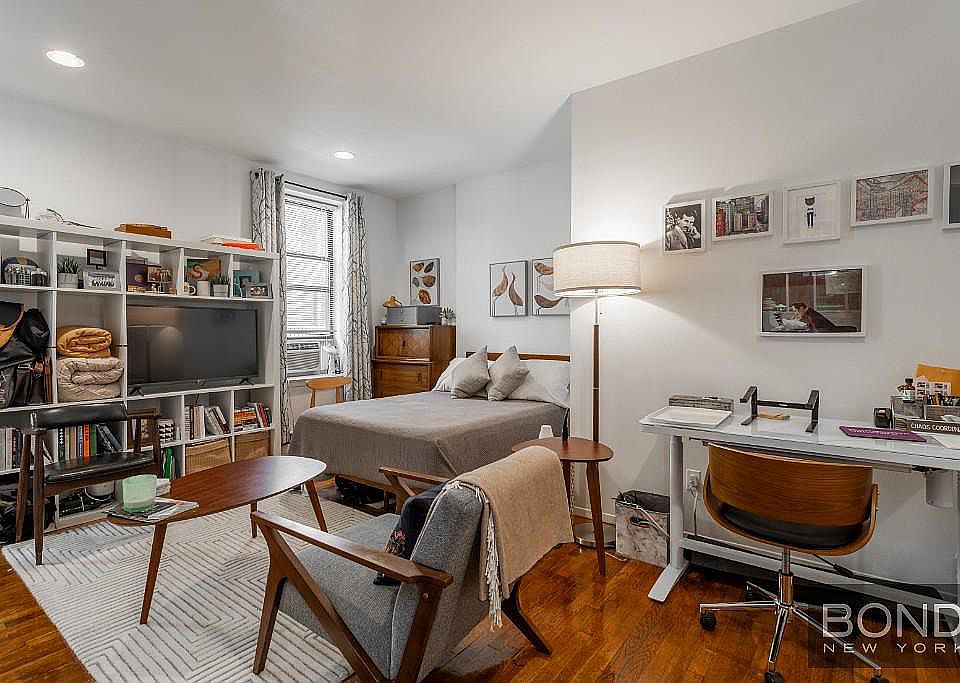 1st image of 170 W 25th St APT 2C