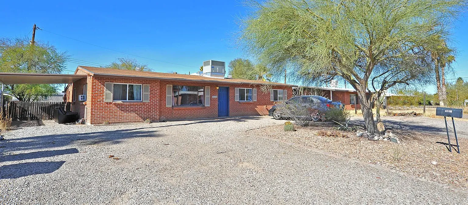 5 bed, 1849 sqft, $2,100 — Photo 2