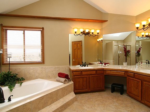Updated Master Bathroom